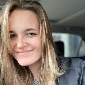 Meet your Posher, Charlotte